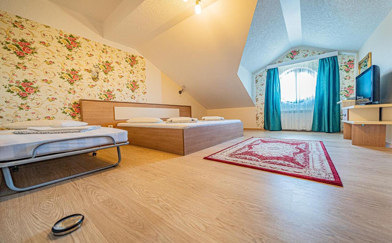 Готель Pension Onix Vienna Airport Maria Ellend Екстер'єр фото