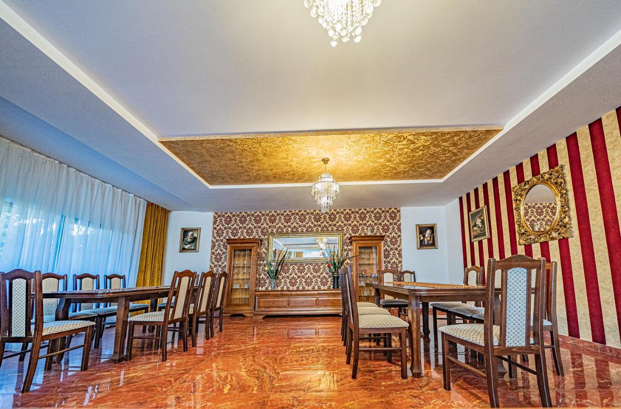 Готель Pension Onix Vienna Airport Maria Ellend Екстер'єр фото